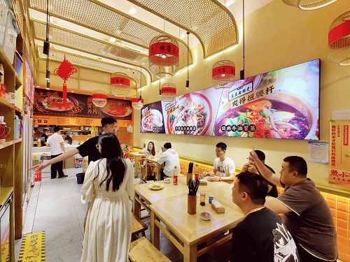 煮小篓盘盘麻辣烫加盟开店